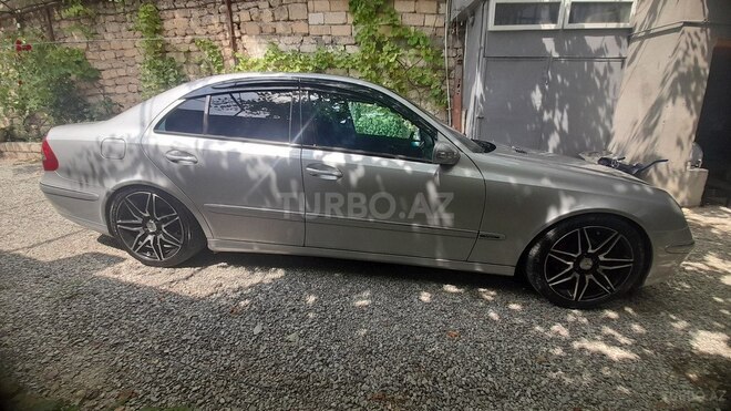 Mercedes E 270 2004, 583,860 km - 2.7 l - Şamaxı