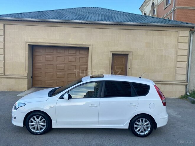 Hyundai i30 2011, 265,000 km - 1.6 l - Sumqayıt
