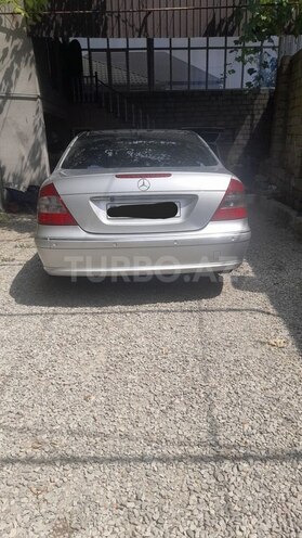 Mercedes E 270 2004, 583,860 km - 2.7 l - Şamaxı