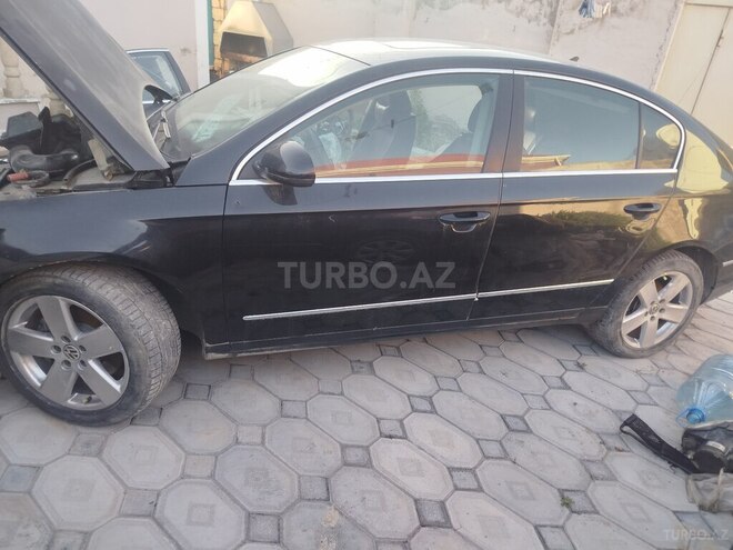 Volkswagen Passat 2010, 250,000 km - 2.0 l - Gəncə