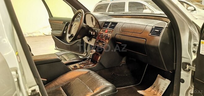 Mercedes C 230 1999, 241,000 km - 2.3 l - Sumqayıt