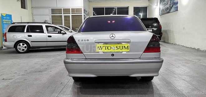 Mercedes C 230 1999, 241,000 km - 2.3 l - Sumqayıt