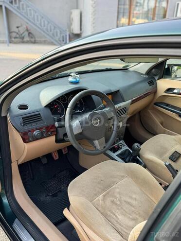 Opel Astra 2004, 366,000 km - 1.4 l - Biləsuvar