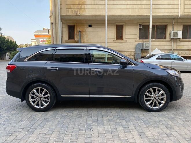 Kia Sorento-14