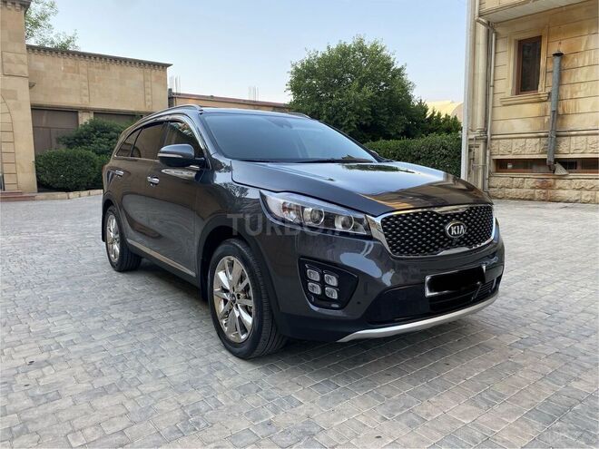 Kia Sorento-12