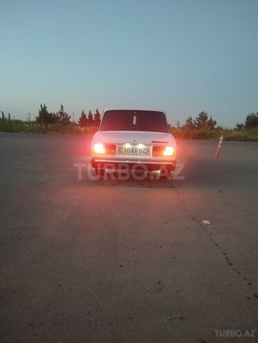 LADA (VAZ) 2107 2001, 50,000 km - 1.6 l - Salyan