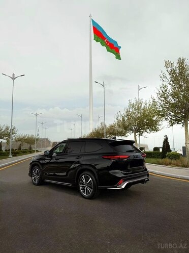 Toyota Highlander 2024, 11,800 km - 2.5 л - Bakı