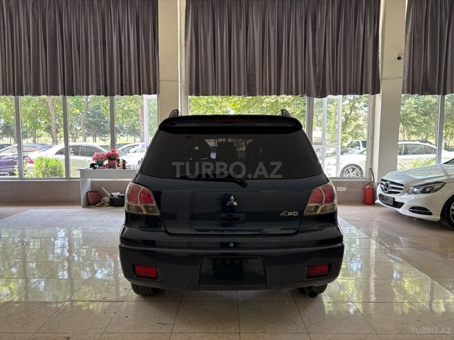 Mitsubishi Outlander 2004, 173,000 km - 2.4 l - Mingəçevir