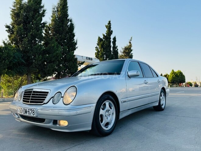 Mercedes E 240 2000, 368,450 km - 2.4 l - Bakı