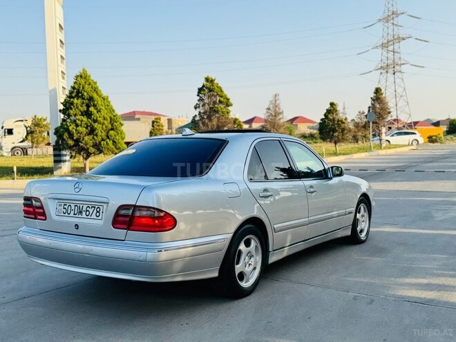 Mercedes E 240 2000, 368,450 km - 2.4 l - Bakı