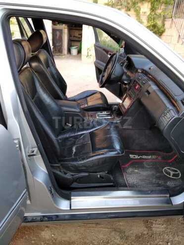 Mercedes C 230 1995, 535,566 km - 2.3 l - Bakı