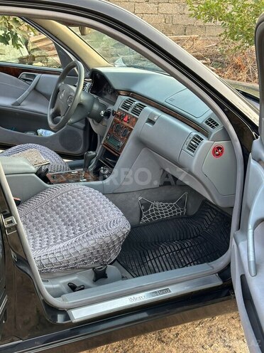 Mercedes E 220 d 2000, 510,500 km - 2.2 л - Bakı