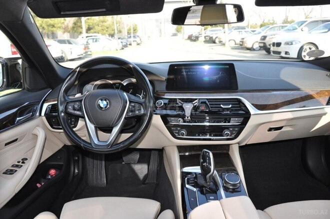 BMW 530 2017, 135,000 km - 2.0 л - Bakı