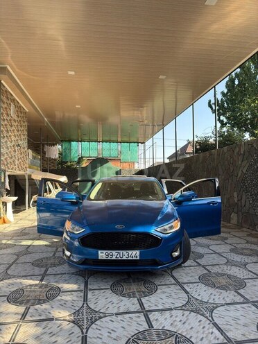 Ford Fusion (North America) 2019, 165,323 km - 1.5 l - Qax