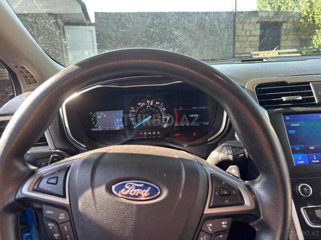 Ford Fusion (North America) 2019, 165,323 km - 1.5 l - Qax