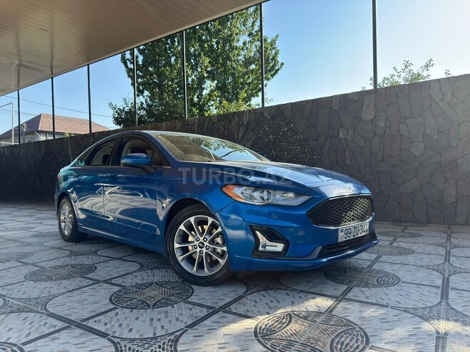 Ford Fusion (North America) 2019, 165,323 km - 1.5 l - Qax