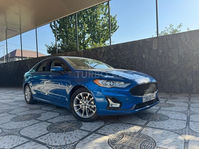 Ford Fusion (North America) 2019, 165,323 km - 1.5 l - Qax