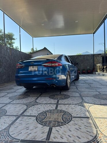 Ford Fusion (North America) 2019, 165,323 km - 1.5 l - Qax