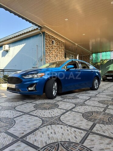 Ford Fusion (North America) 2019, 165,323 km - 1.5 l - Qax