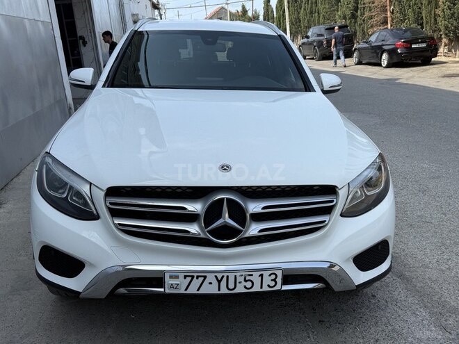 Mercedes GLC 300 e 4MATIC 2018, 97,900 km - 2.0 l - Bakı