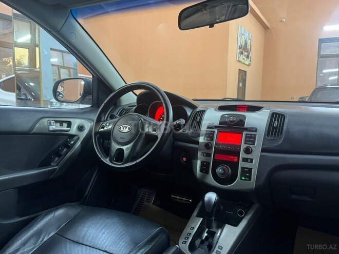 Kia Cerato-11