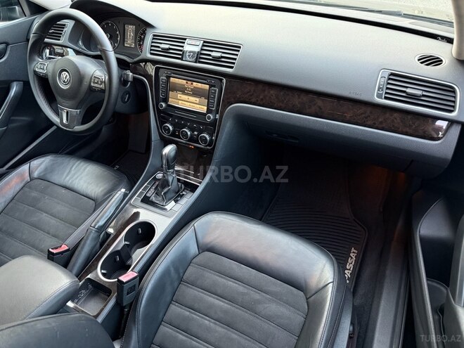 Volkswagen Passat 2014, 182,000 km - 1.8 l - Gəncə