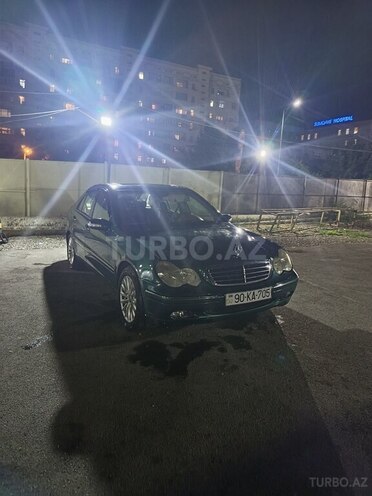 Mercedes C 240 2001, 285,800 km - 2.6 l - Sumqayıt