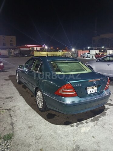 Mercedes C 240 2001, 285,800 km - 2.6 l - Sumqayıt