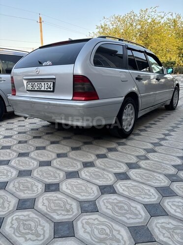 Mercedes C 180 1998, 380,000 km - 1.8 l - Salyan