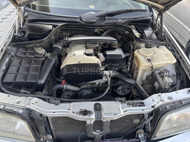Mercedes C 180 1998, 380,000 km - 1.8 l - Salyan