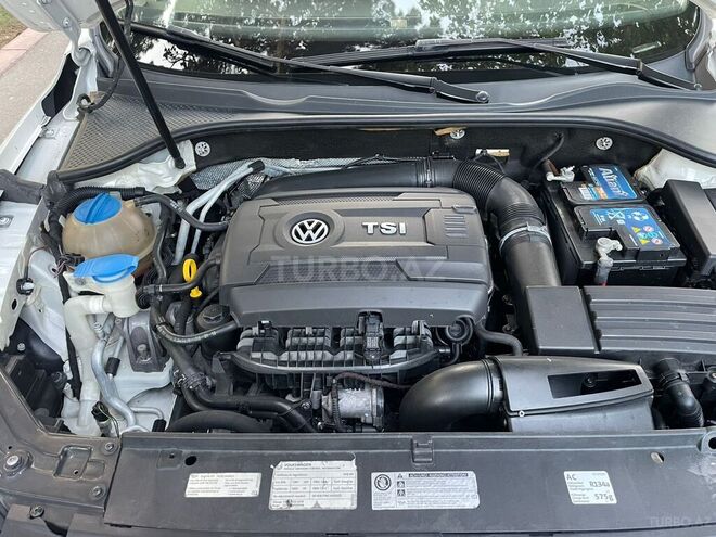Volkswagen Passat 2013, 330,000 km - 2.5 l - Bakı
