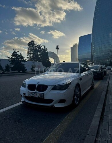 BMW 525 2004, 500,000 km - 2.5 l - Bakı