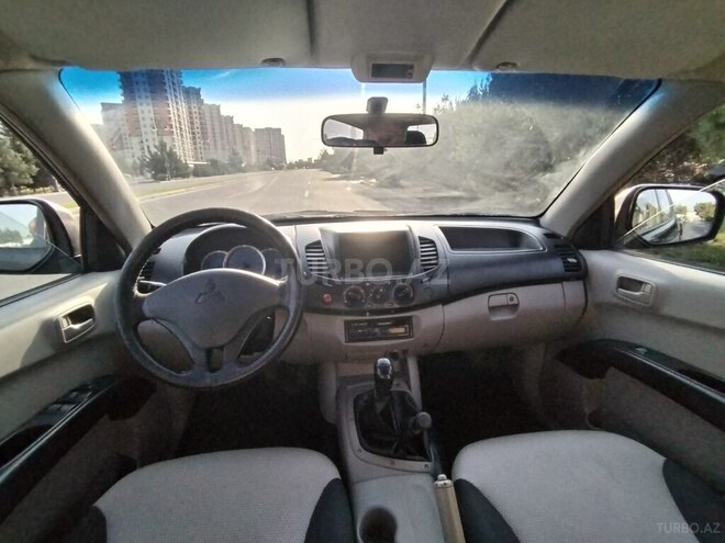 Mitsubishi L200 2007, 135,000 km - 2.5 l - Bakı