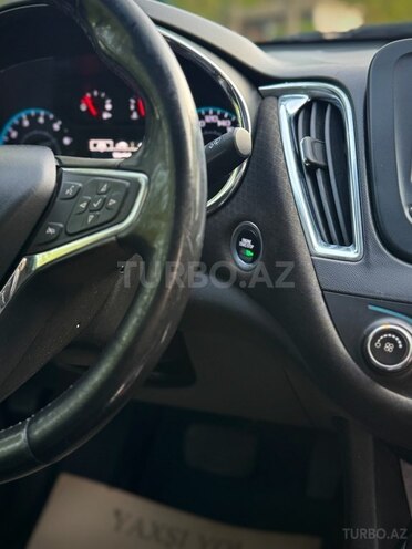 Chevrolet Malibu-10