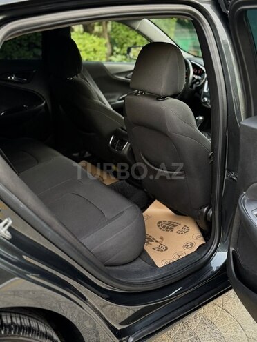 Chevrolet Malibu-8