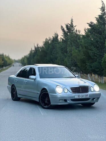 Mercedes E 240 2000, 295,603 km - 2.4 l - Bakı