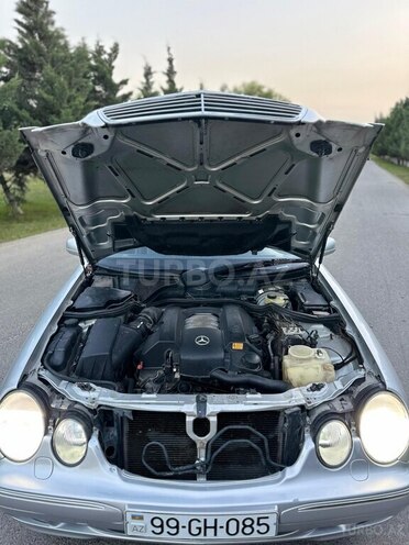 Mercedes E 240 2000, 295,603 km - 2.4 l - Bakı