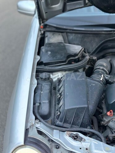 Mercedes E 240 2000, 295,603 km - 2.4 l - Bakı
