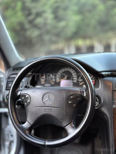 Mercedes E 240 2000, 295,603 km - 2.4 l - Bakı