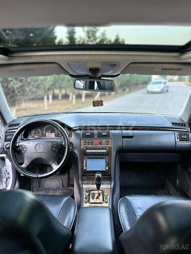 Mercedes E 240 2000, 295,603 km - 2.4 l - Bakı