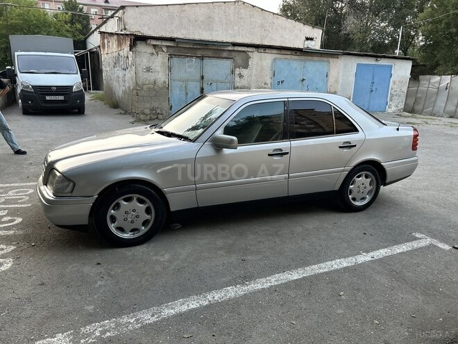 Mercedes C 200 1995, 256,000 km - 2.0 l - Bakı