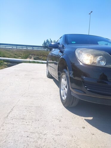 Opel Astra 2006, 330,000 km - 1.4 l - Bakı