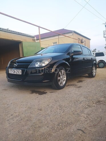 Opel Astra 2006, 330,000 km - 1.4 l - Bakı
