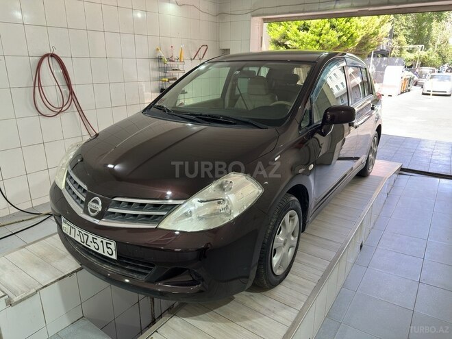 Nissan Tiida-3