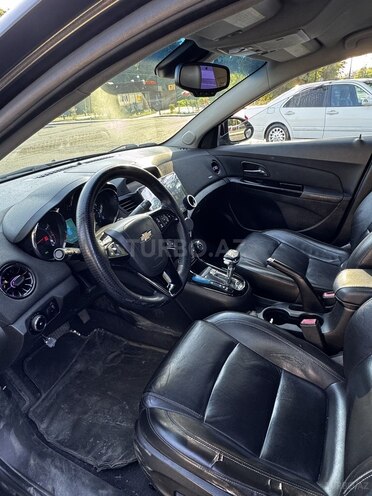 Chevrolet Cruze-7