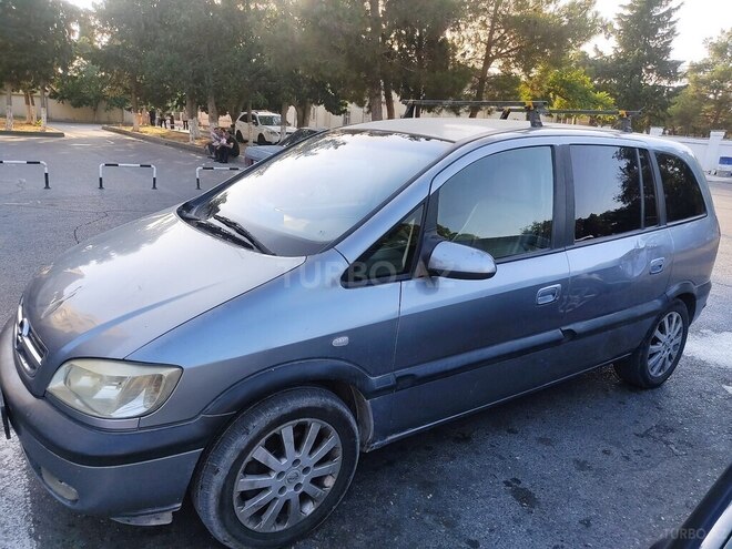 Opel Zafira 2003, 302,000 km - 1.8 l - Bakı