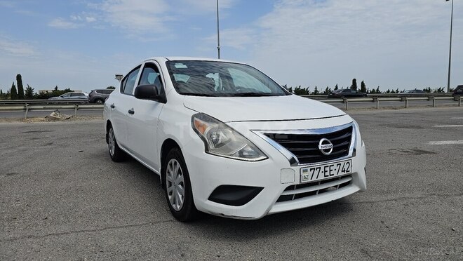 Nissan Versa 2015, 450,616 km - 1.6 l - Bakı