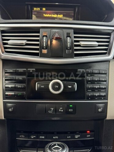 Mercedes E 220-16