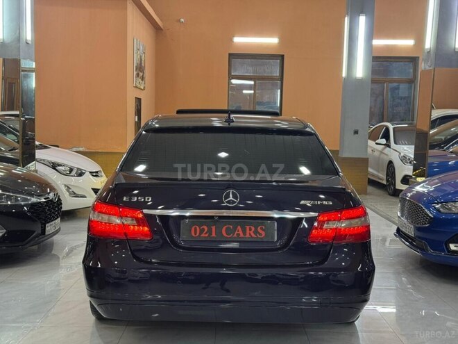 Mercedes E 220-2