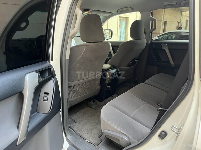 Toyota Land Cruiser Prado 2012, 194,000 km - 2.7 l - Bakı